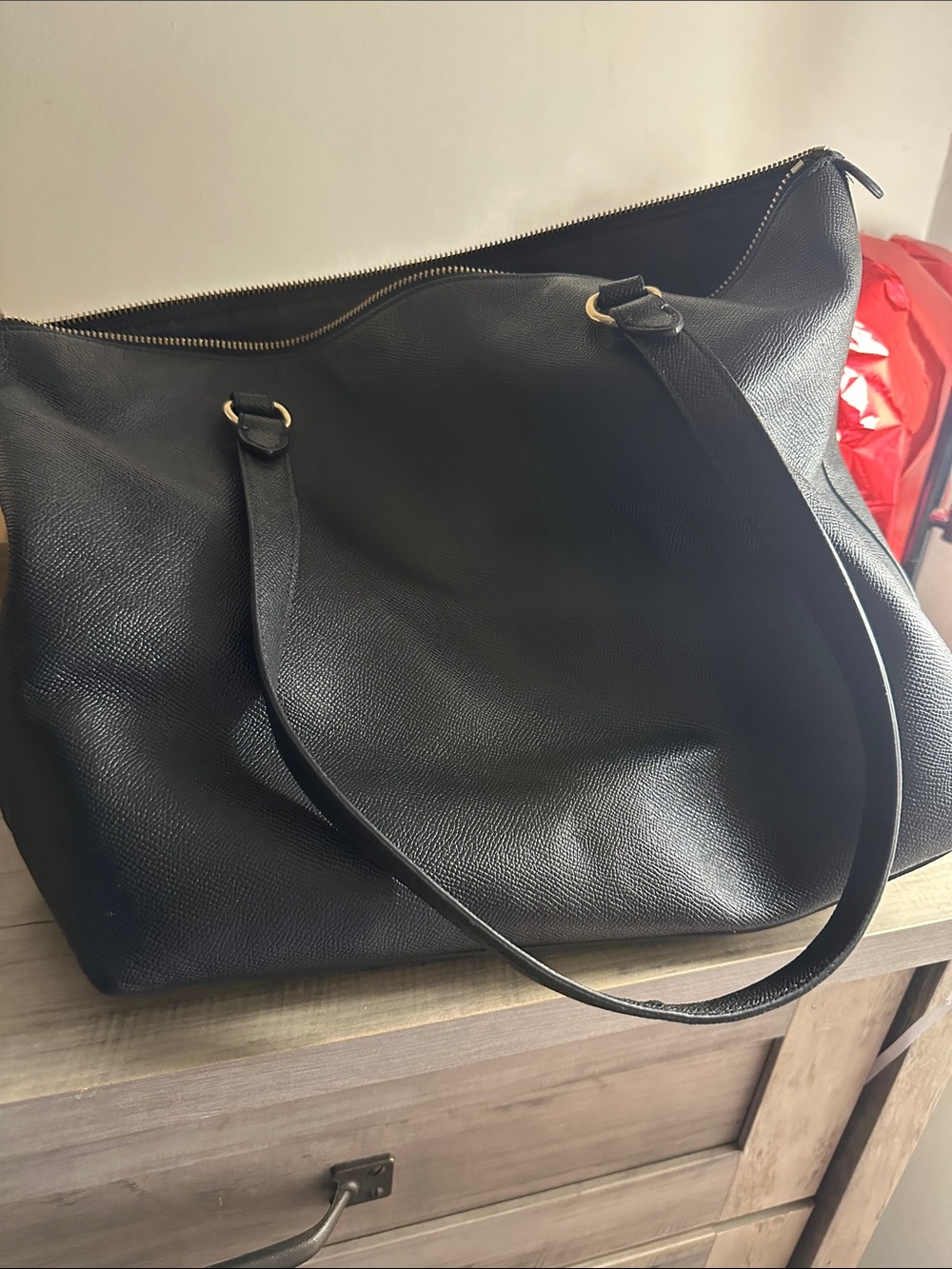 Coach Black Leather Tote with Gold Logo and Zip - Picture 2 of 6